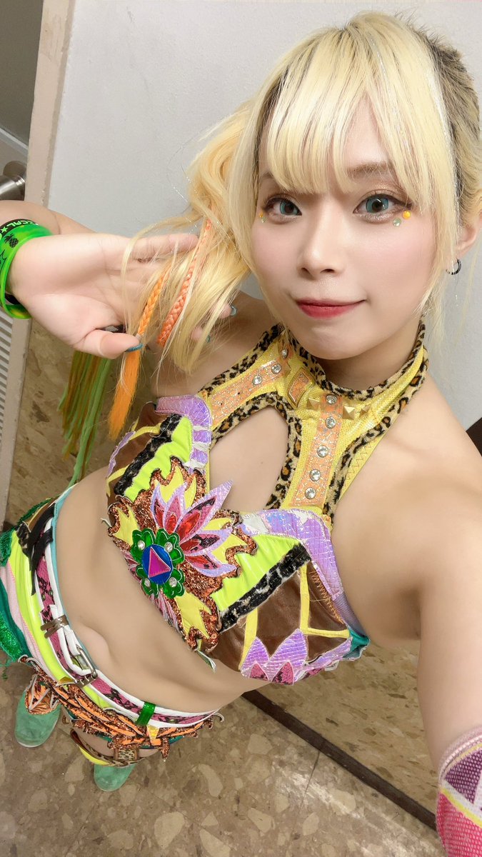 みんな今日もトロピカってる？💞
生きてることに感謝して今日も最高にいきるばぃ　#トロピカル教