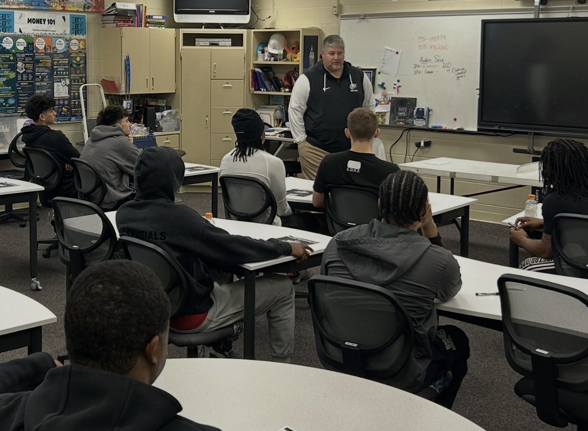 Pick North Football tweet media