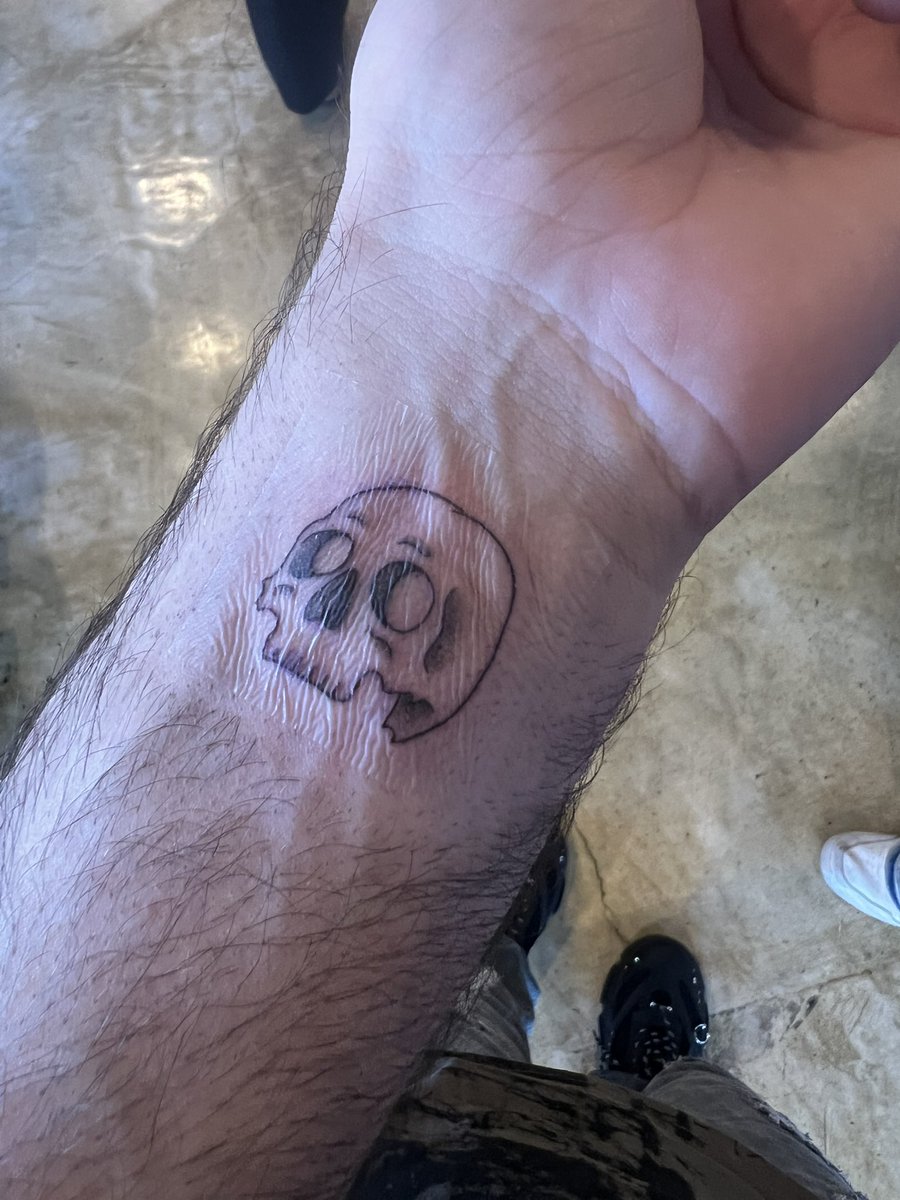 Evah Destruction 👑 tweet media