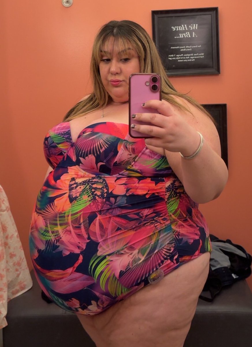 bbwlayla tweet media