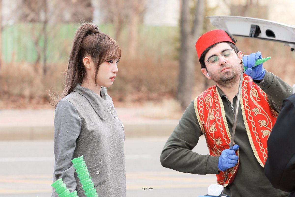 8월의 마지막 날 (August 31st.) tweet media