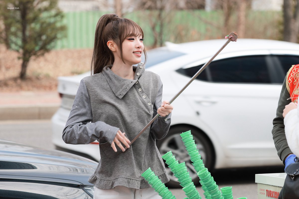 8월의 마지막 날 (August 31st.) tweet media