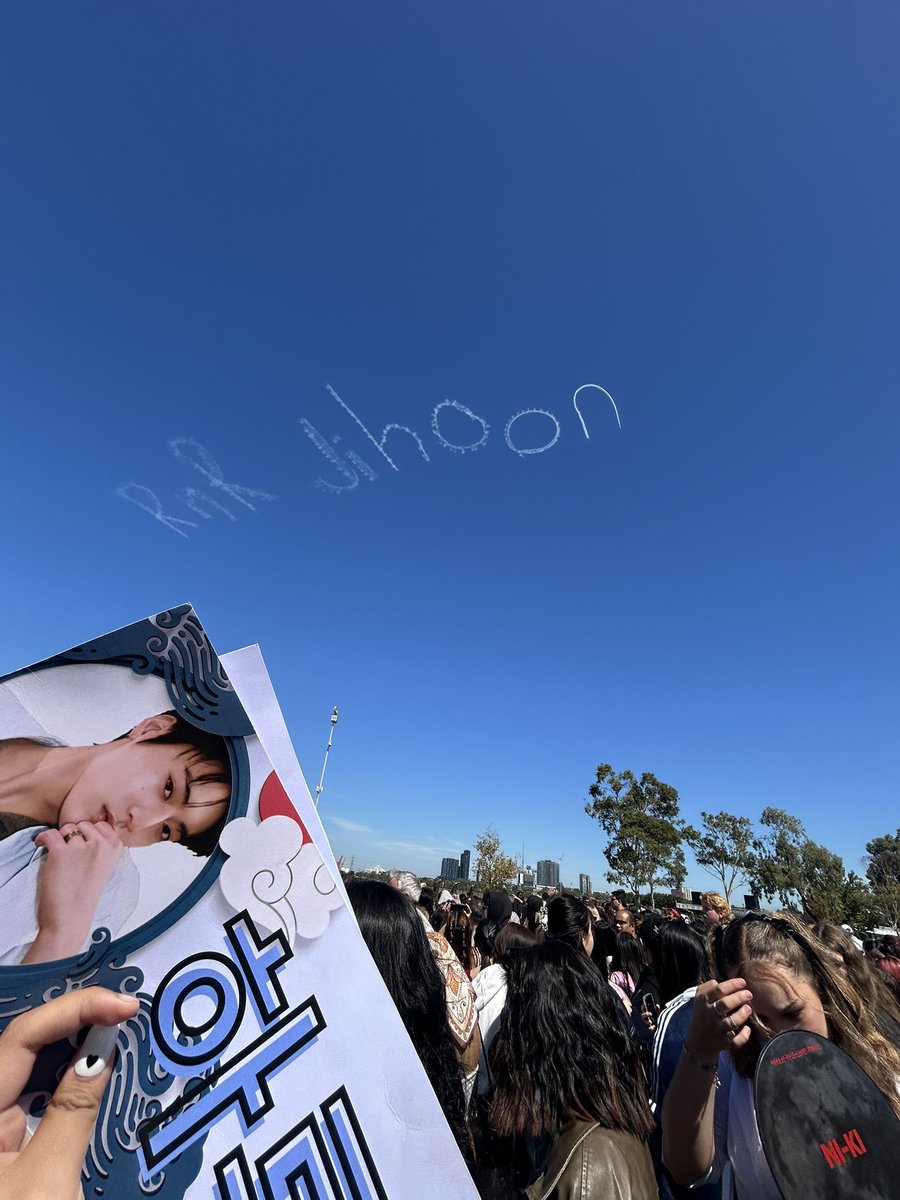happy birthday JIHOON!!! 🫶💎
#melbourne