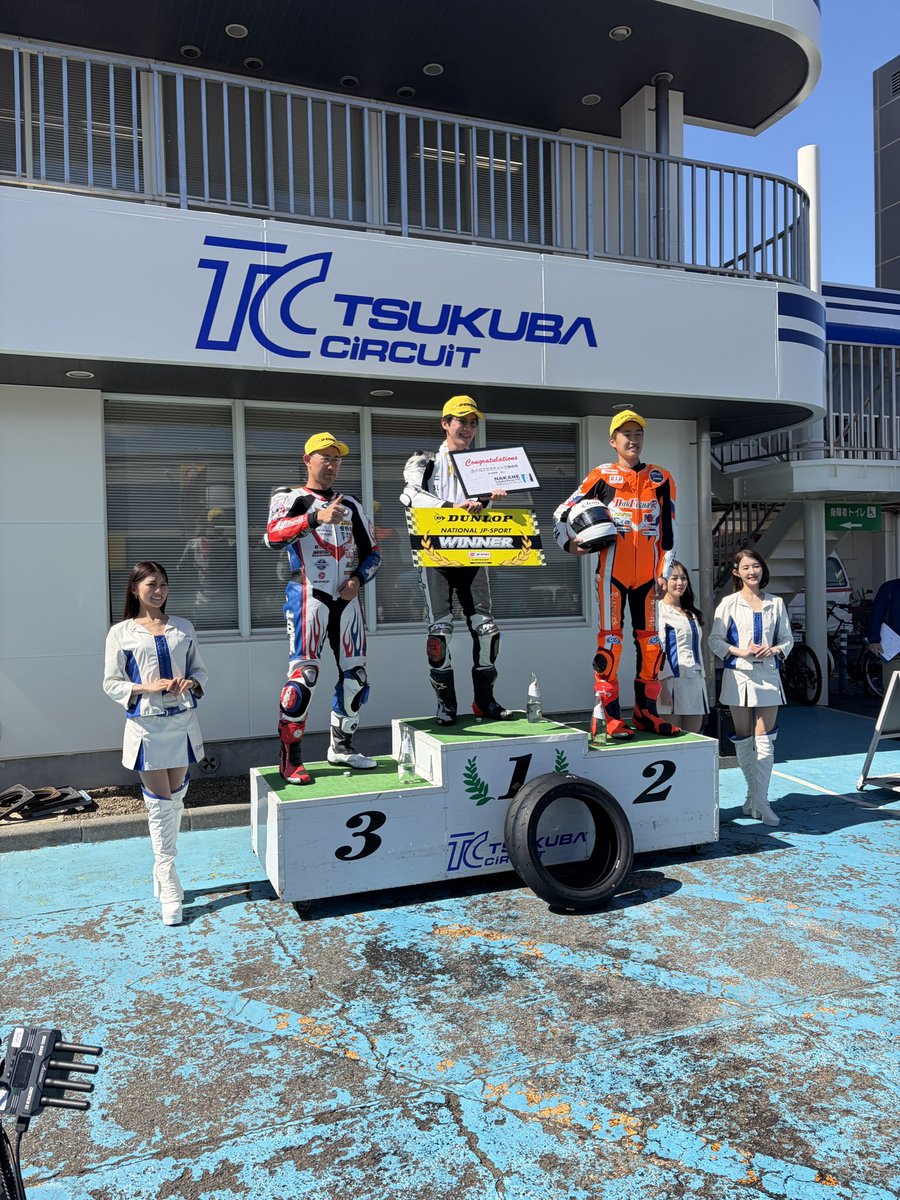 circuit__style's tweet photo. #筑波選手権
#JP250
#JPsport
#INT
#NAT
#表彰式
#おめでとうございます https://t.co/XSzu8UtsAY