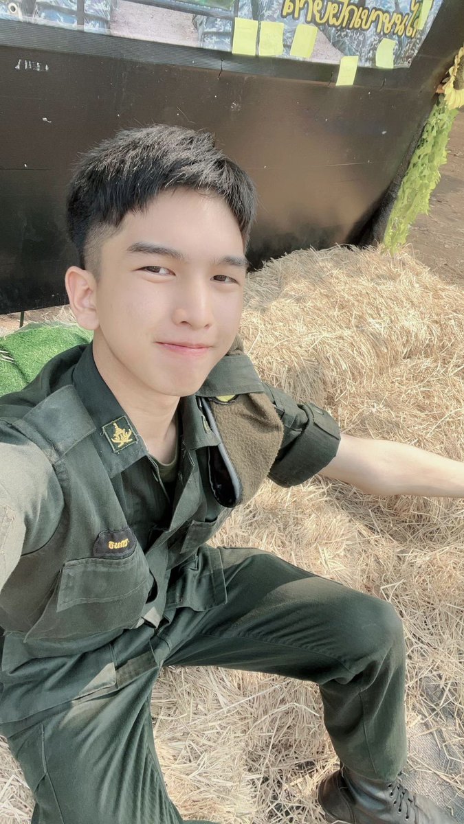 ร.ด.เด็กไทยผม(ไม่)เกรียน tweet media