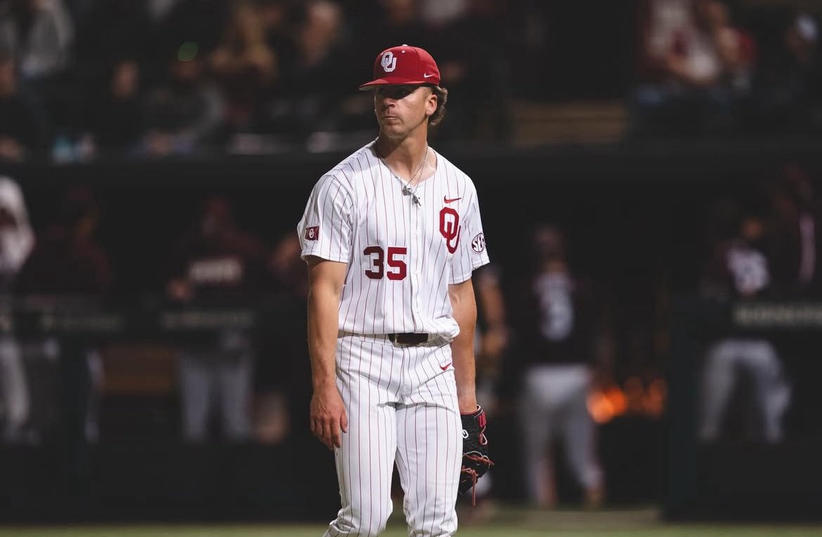jack_delperdang's tweet photo. TOP 25 MATCHUP: (9) Oklahoma defeats (22) Texas A&amp;M by a final score of 8-7. 

Outstanding Hitter: Jaxon Willits 3-3 with 1 HR, 1 R, 3 RBI

Outstanding Pitcher: Jason Bodin (W, 2-0) 2.1 IP, 0 H, 0 ER, 1 BB, 4 K https://t.co/nG88I5uiyA