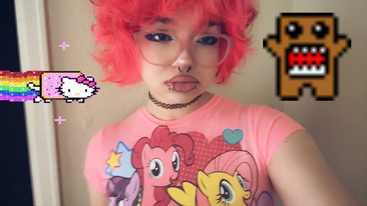 KittiiiKay's tweet photo. My hair is edible, trust me :3 

#furry #trending #viral #scene https://t.co/YDIo7rW6D4