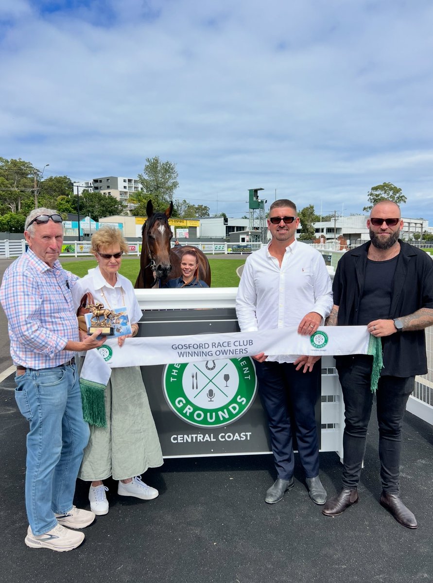 Gosford Race Club tweet media