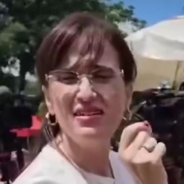 SantiagoDLNWS's tweet photo. 🇧🇷 | BRASILIA: The press officer for DF Star Hospital in Brasilia, where former President Jair Bolsonaro is currently hospitalized, openly celebrated the ex-president's fragile health condition and expressed a wish for his death. https://t.co/R0GGF1BLPi