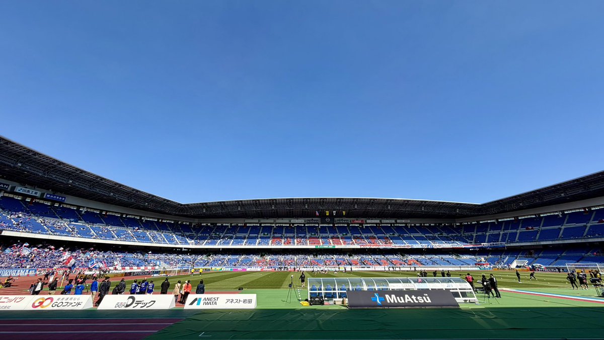 torte_17's tweet photo. 天気は大快勝🌞🔴⚪️🔵
勝ってみんなで誕生日パーティするぞ✊🥰

#fmarinos
#MIZUHO
#NHKニッパツ
#GOファンド
#Dデック
#アネスト岩田
#MuAtsu
#オーエムシー
#LBEngineeringJapan
#TotalLifeDesign
#ARSTECHGUILD
#JAPANMANAGEMENT
#日産神奈川販売
#日産サティオ湘南
#日産部品中央販売 https://t.co/9CWi7C9uSA