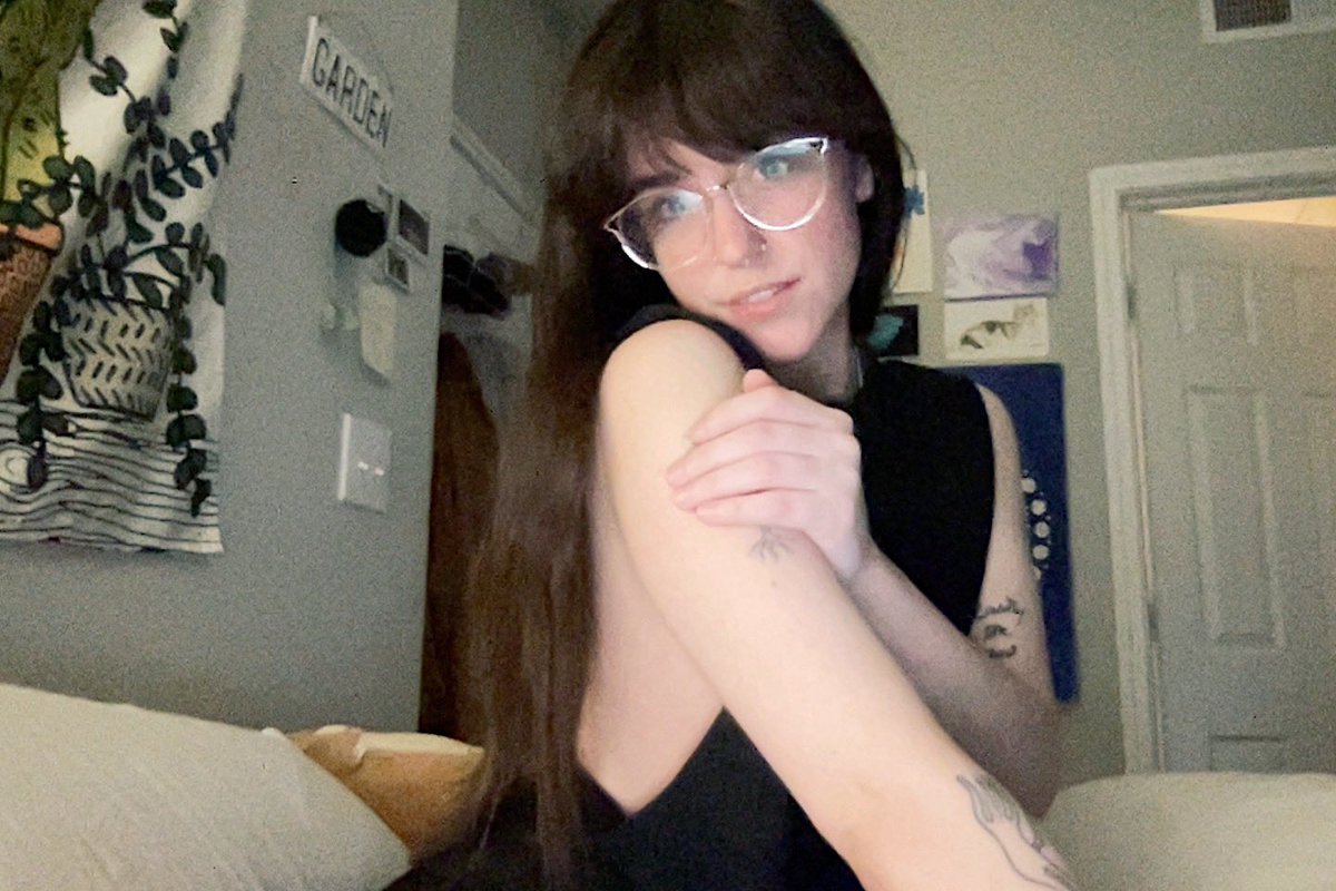 a thousand tiny little bears tweet media