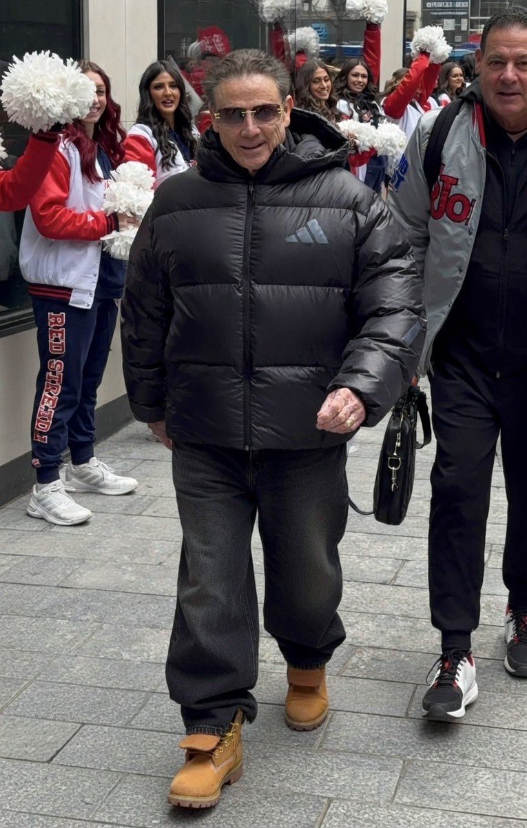 Johnny Thunderbird tweet media