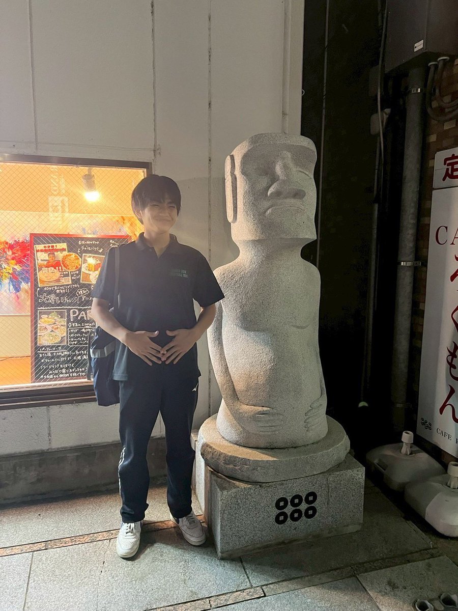 NUVC1's tweet photo. 【部員紹介⑥】
1. 名前 五月女眞大
2. 学部 教育学部
3. 出身校 宇都宮北高校
4. ポジション OH、L
5. アピールポイント
  なんでもできちゃうバレーセンス、
  書道八段
6. 一言メッセージ
  SUPER BEAVER好きな人待ってます🦫 https://t.co/gjCS9jleBh