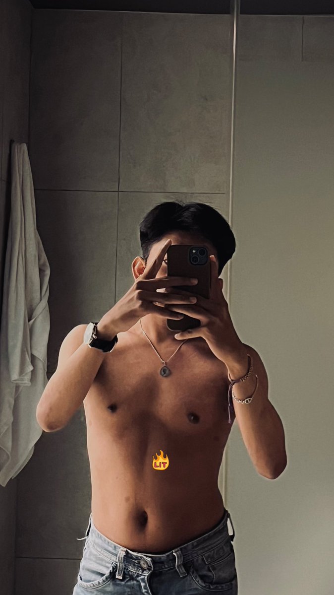 pakyuuontwt🤘🏻 tweet media