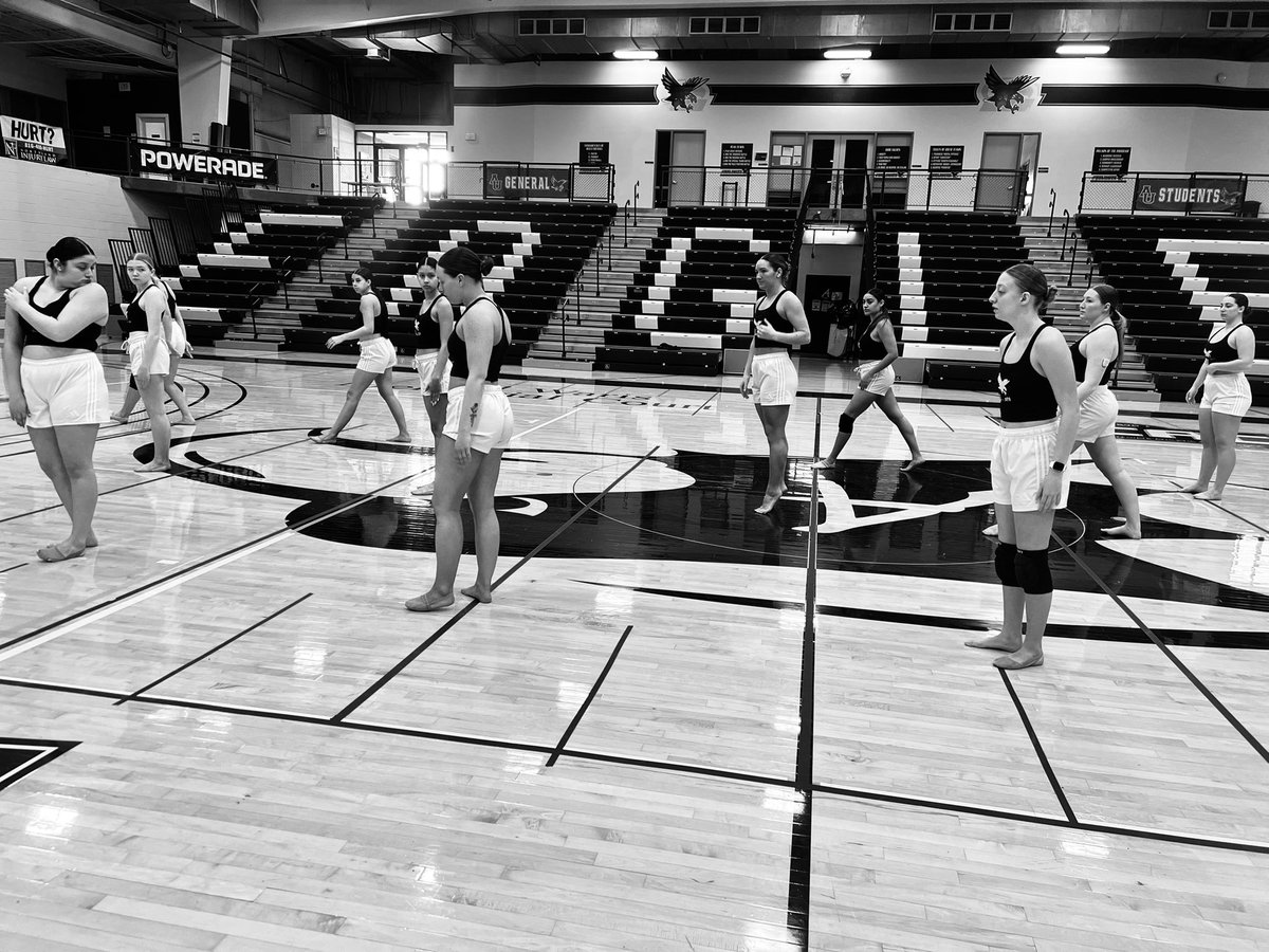 Avila Glitter Girls tweet media
