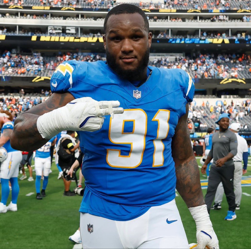ChargersMuse tweet media
