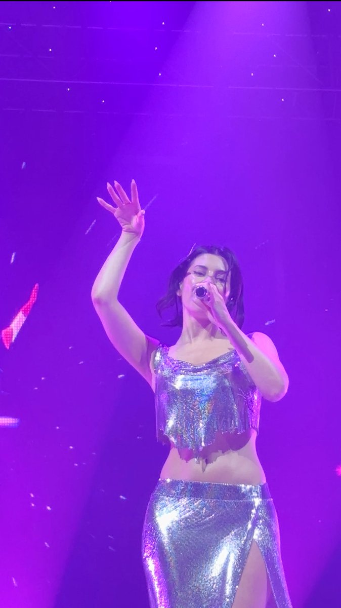 crys ⭐️ tweet media