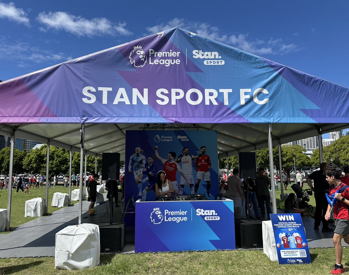 Texi Smith tweet media