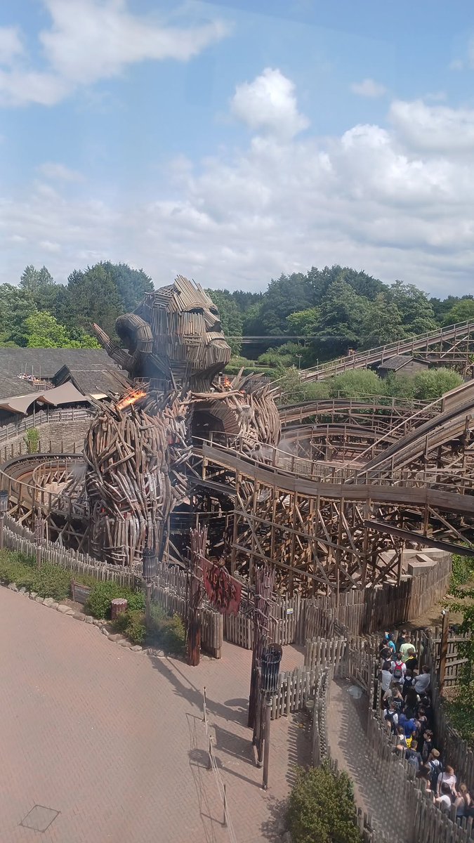 CoasterPilot🎢✈️ tweet media