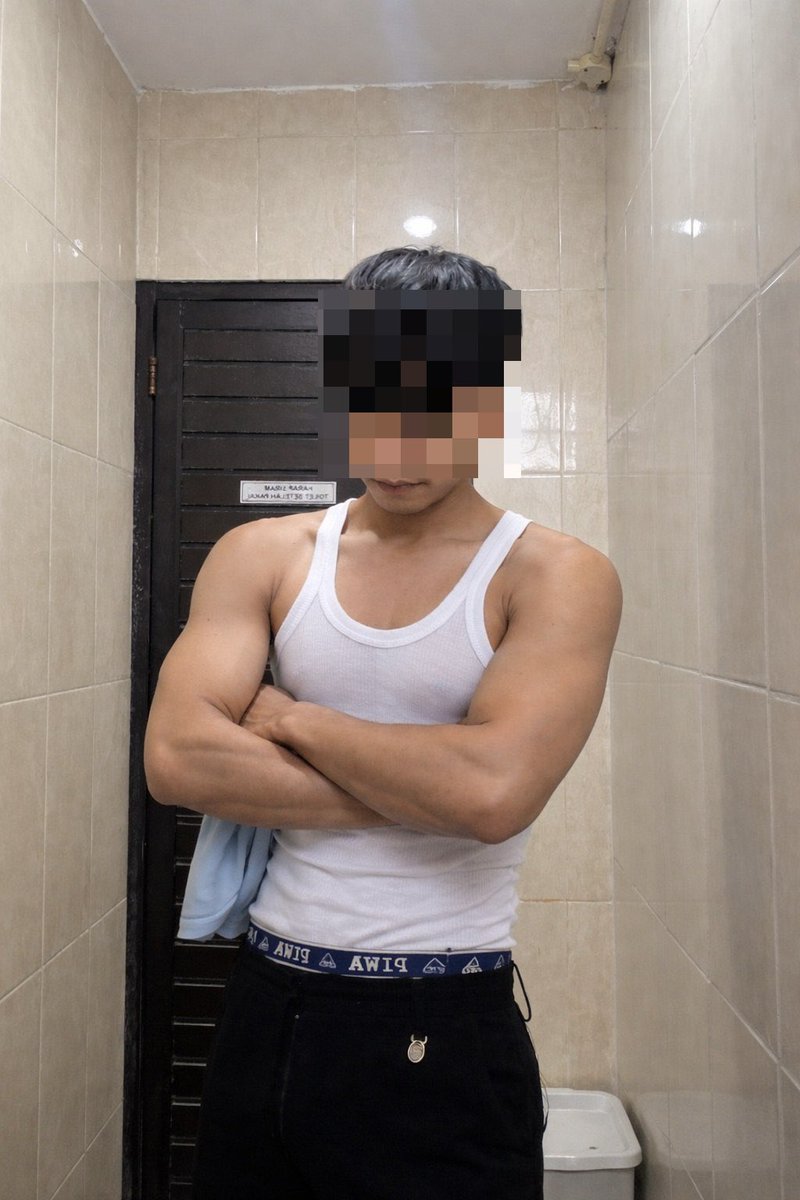 Uginecrab tweet media