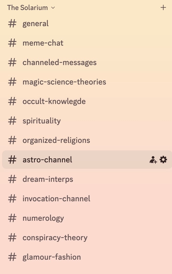 lisa's room tweet media