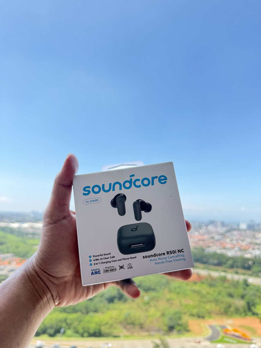 Mau give away Soundcore R50i, ongkir tanggung sendiri atau besok ketemu di sekitaran Jaksel.

Syaratnya cukup RT saja! 

Ditunggu sampe hari ini, Sabtu 14 Maret jam 18.00!