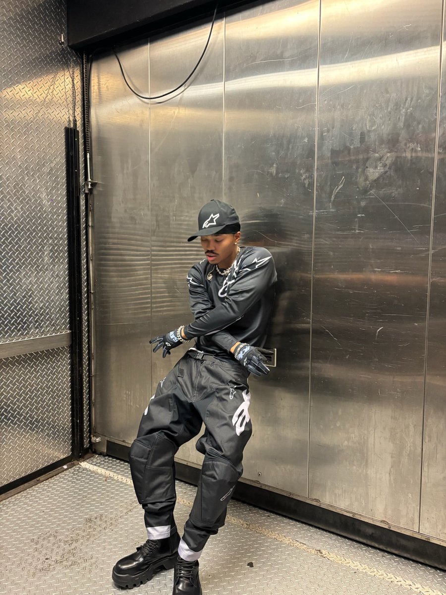 JoshLeviWorld's tweet photo. https://t.co/jXHhDL9cnS