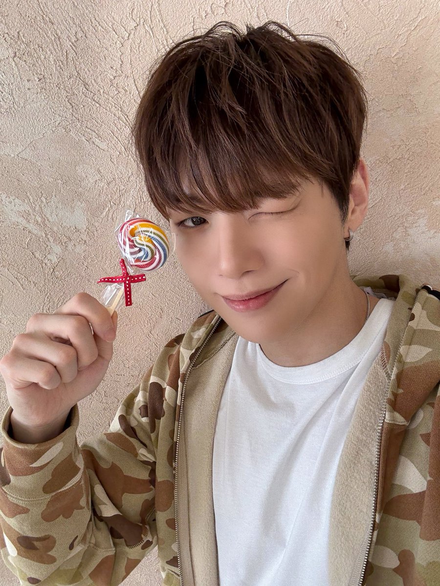 강다니엘(KANGDANIEL) tweet media