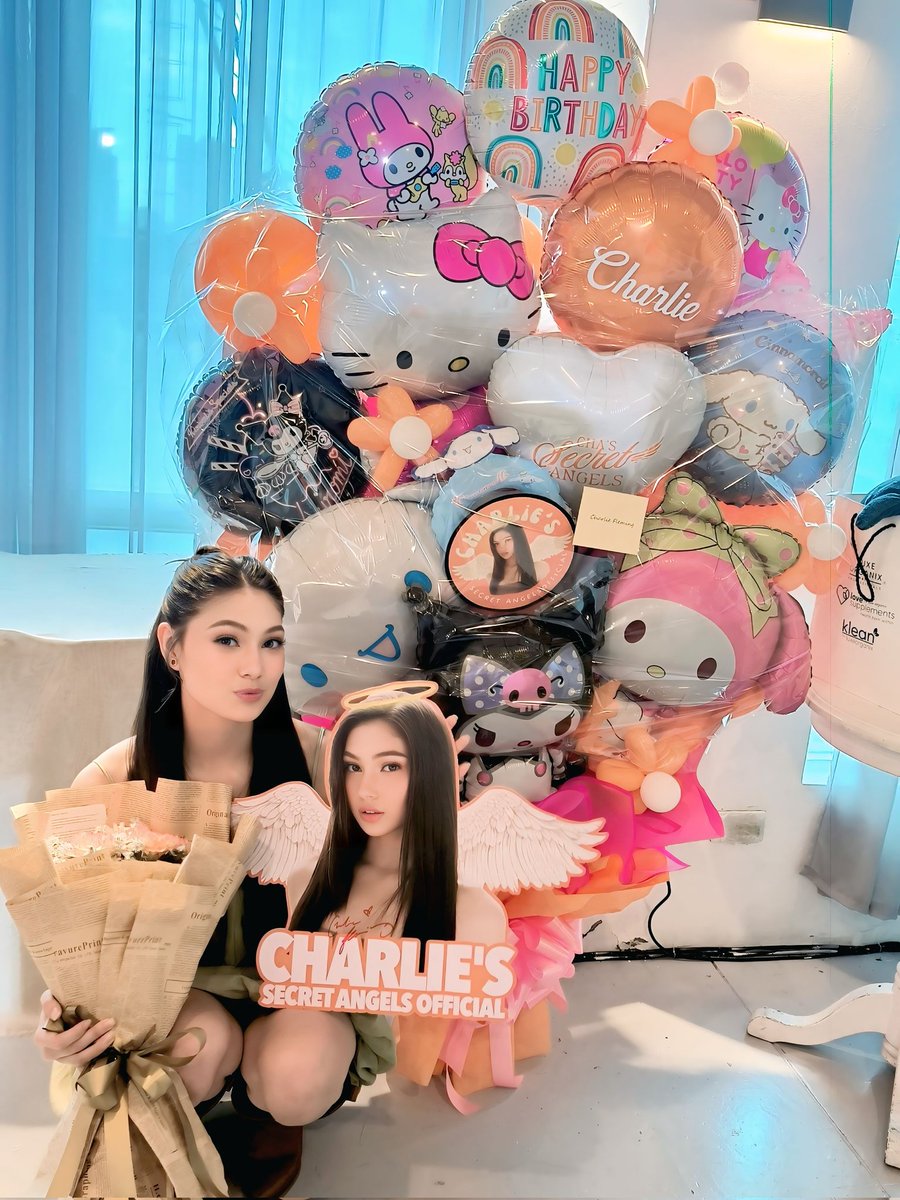 We hope our small gifts  🧡🥰brought a smile to your beautiful heart <a href="/ccefleming/">Charlie Fleming</a> Just a little something to show how much you're appreciated. You deserve all the joy in the world 
#Charliefleming