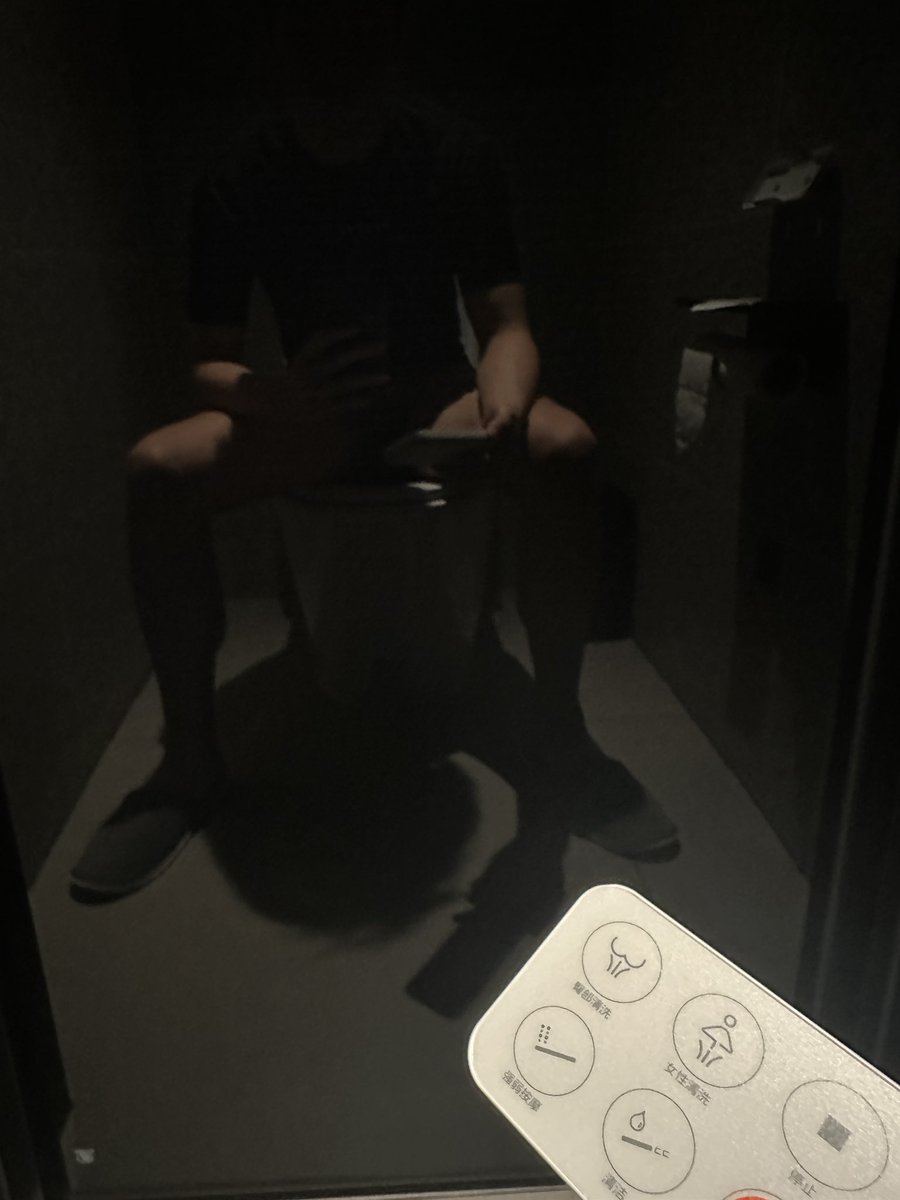 早卸假装厨男 tweet media