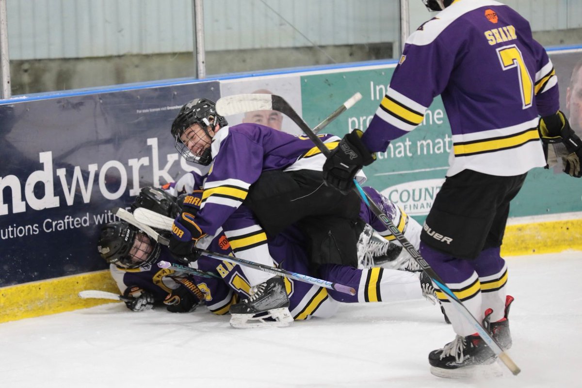 YouthHockeyHub's tweet photo. Bantam A State
Quarterfinal

FINAL
Mankato > Minneapolis (3-1)

MANK: Gorman, Desutter, Hansen
MPLS: Stuerman

The Mankato Mavericks advance to the semifinals! https://t.co/5Y7Rm46QYl
