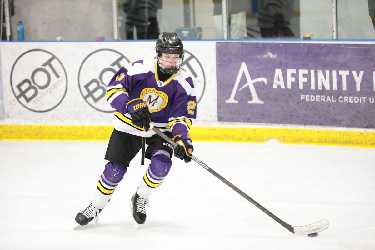 Bantam A State
Quarterfinal

FINAL
Mankato > Minneapolis (3-1)

MANK: Gorman, Desutter, Hansen
MPLS: Stuerman

The Mankato Mavericks advance to the semifinals!