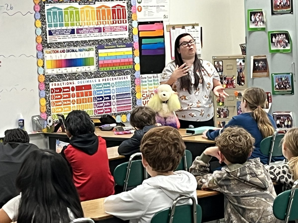 PineLevelES tweet media