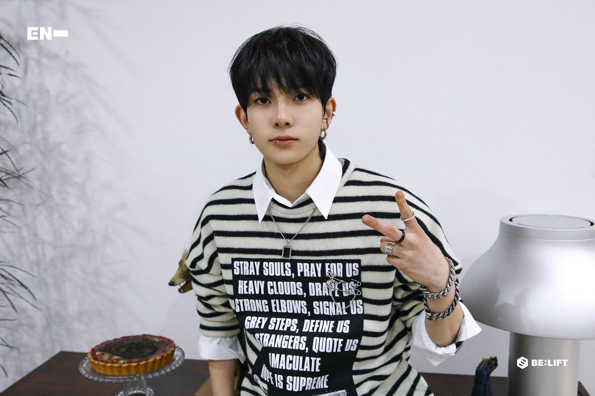 hesdluv's tweet photo. @jayunlips DO NOT REWRITE THE FATE OF ENHYPEN #BEACCOUNTABLE_BELIFT
#ENHYPEN_IS_7
#HEESEUNG_STAYS

희승이를 다시 엔하이픈으로 되돌리다!
#엔하이픈은_일곱이다
#엔하이픈은_7명이다
#엔하이픈_일곱을_지켜
#빌리프랩_설명해라 https://t.co/6xg8696eDT