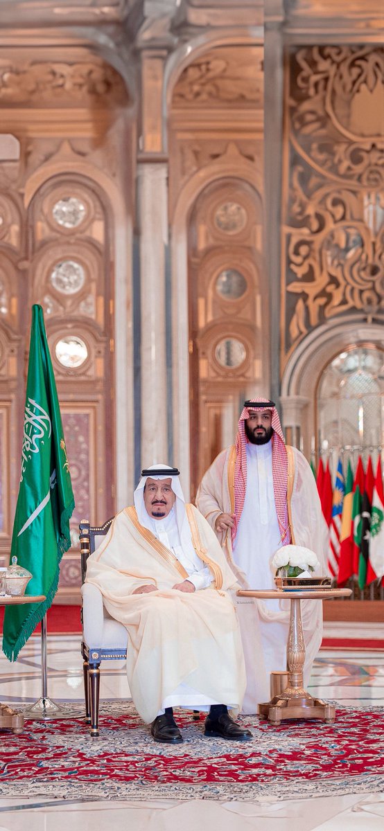 اللهم احفظ خادم الحرمين الشريفين الملك سلمان، وألبسه لباس الصحة والعافية، وأطل في عمره على طاعتك.
اللهم أدم عليه عزّك وتوفيقك، واحفظ به وطننا الغالي، واجعل أيامه رفعةً للإسلام والمسلمين
اللهم احفظ محمد بن سلمان،
واجعل له من نورك هداية، ومن عزّك تمكينًا، ومن محبتك سكينةً لا تزول