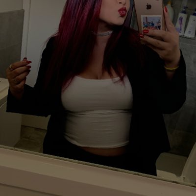 RedDumpling_'s tweet photo. #NewProfilePic #YourPrincess #BowDown https://t.co/jZ2eKXa2ls