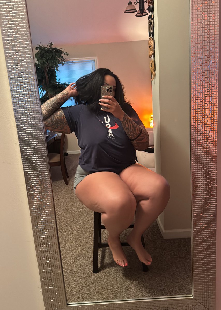 bigbodybae's tweet photo. head 2 toe https://t.co/GRjAM6Mebv