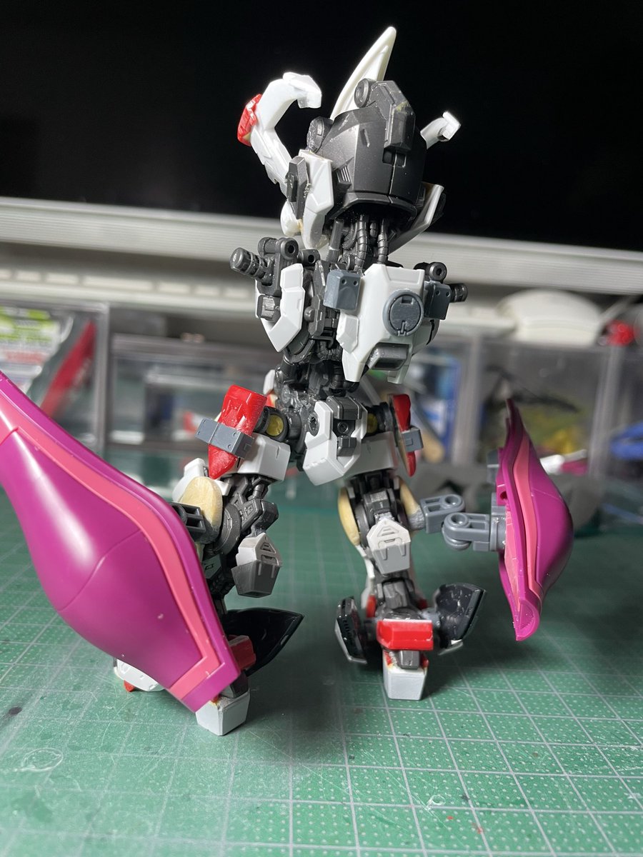 KENTASAN007's tweet photo. #MGSD 
下半身は完成で良いのでは無いでしょうか❓トゥーソードらしさを残しつつ俺らしく出来たと思う😄 https://t.co/5jRMN0e0F4