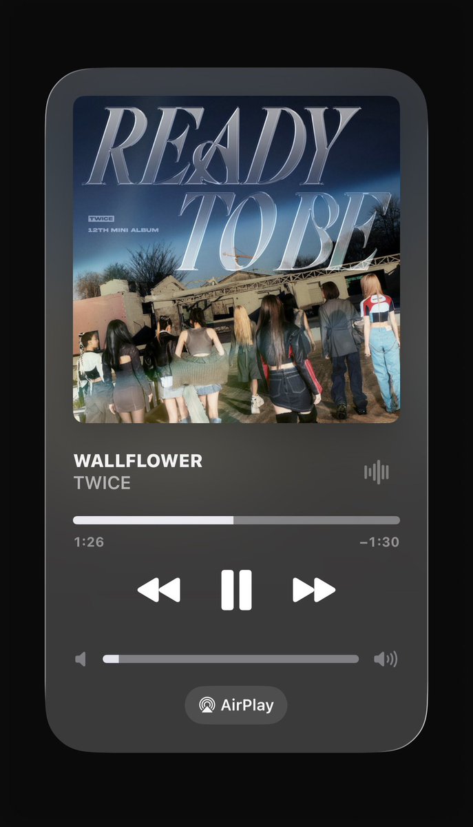 𝑹𝒉𝒆́𝒂 tweet media