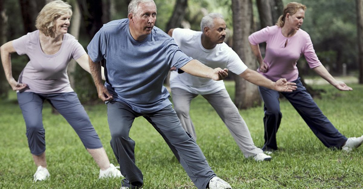 MartinFitz23506's tweet photo. TAI CHI: Los montevideanos con gustazo han pagado $ 425.536 a VIVIAN RAMOS instructora de TAI CHI para el MUNICIPIO A. Es muy importante el Qi en Montevideo. https://t.co/CU18HQmqlE