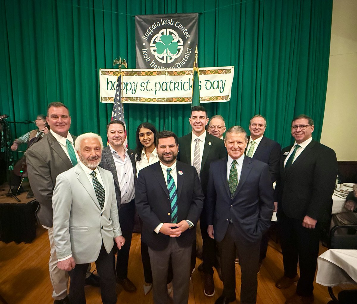 Michael Kracker tweet media