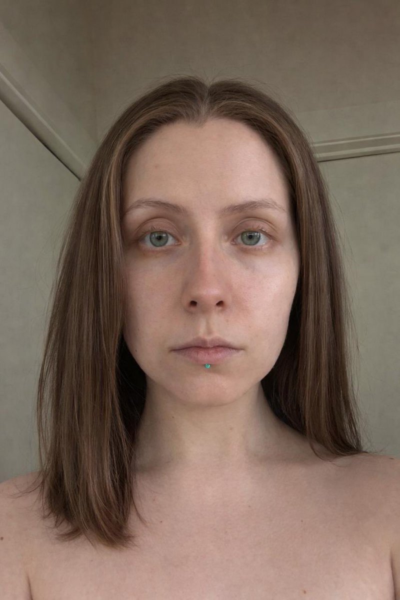 маякоська tweet media