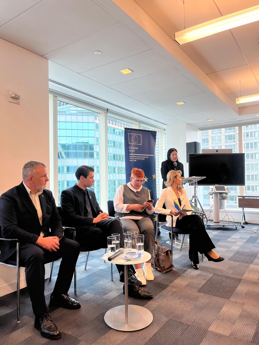 CPJ_Eurasia's tweet photo. Today, @pressfreedom, in partnership with @nsju_org, @PENamerica and @EUatUN, organized a #CSW70 side event on detentions and enforced disappearances of #Ukrainian women journalists by #Russia. 

The event was moderated by CPJ's @GypsyStrategy https://t.co/e4P1AYTJ3f
