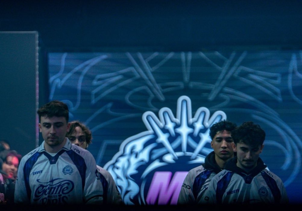 M8 Ouilsoon tweet media