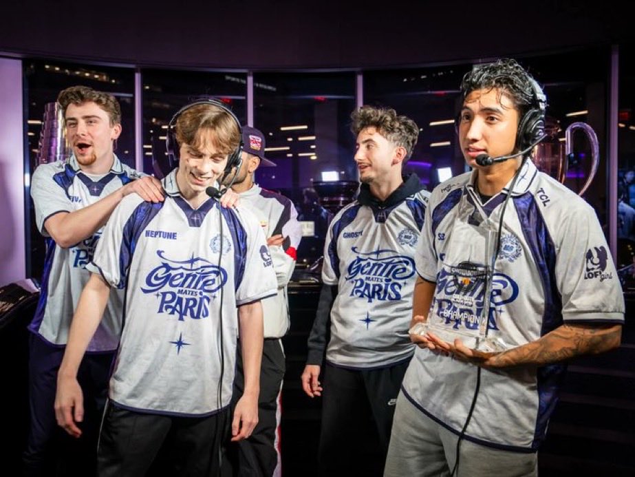 M8 Ouilsoon tweet media