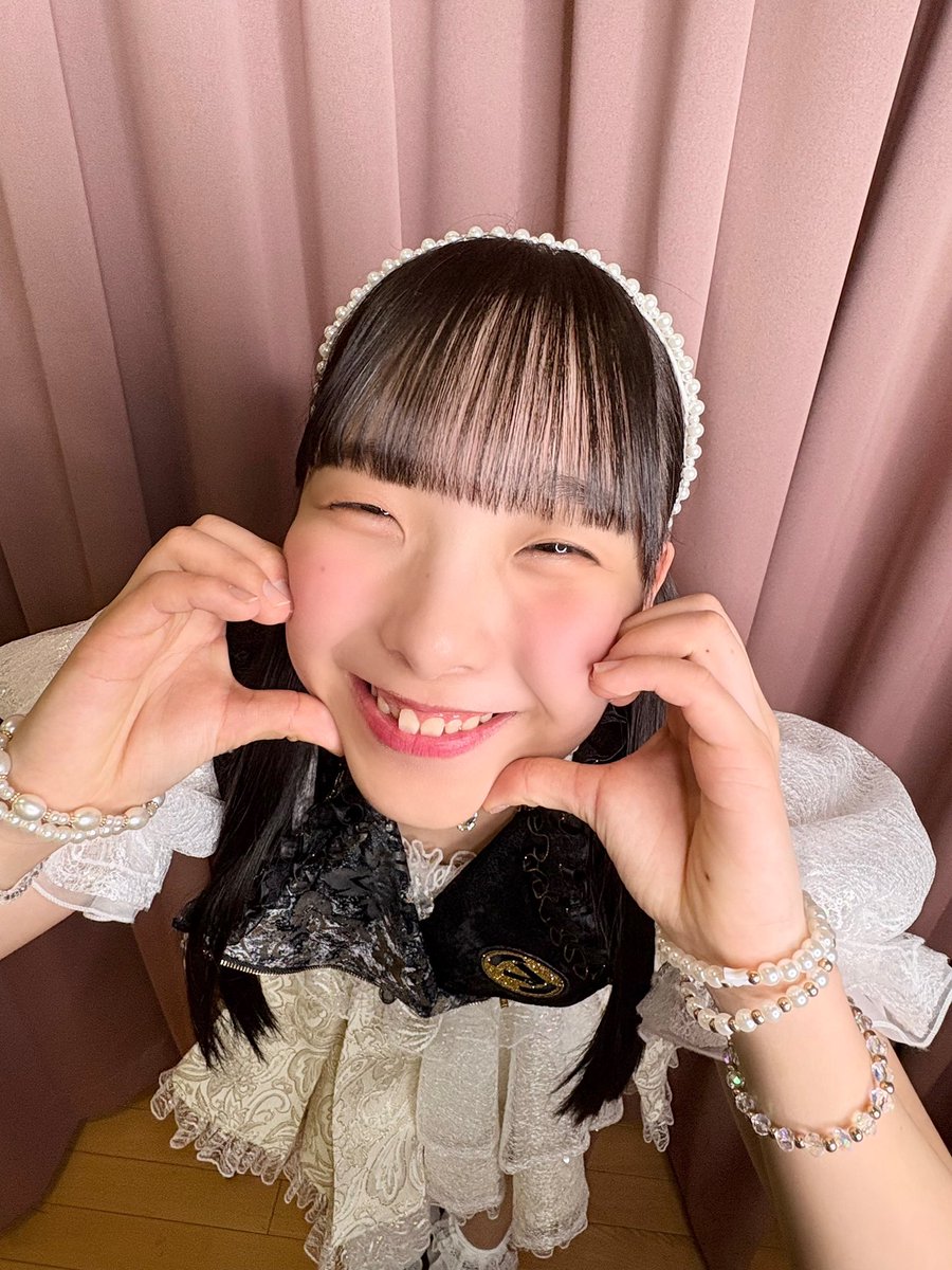 おはよう🤍🎶きょうの気分の絵文字なに〜？
うたはこれ！😊🌼⭐️

#ウタのうたたね