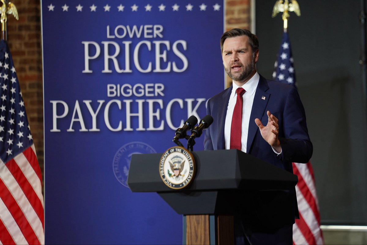 Kelly Loeffler tweet media