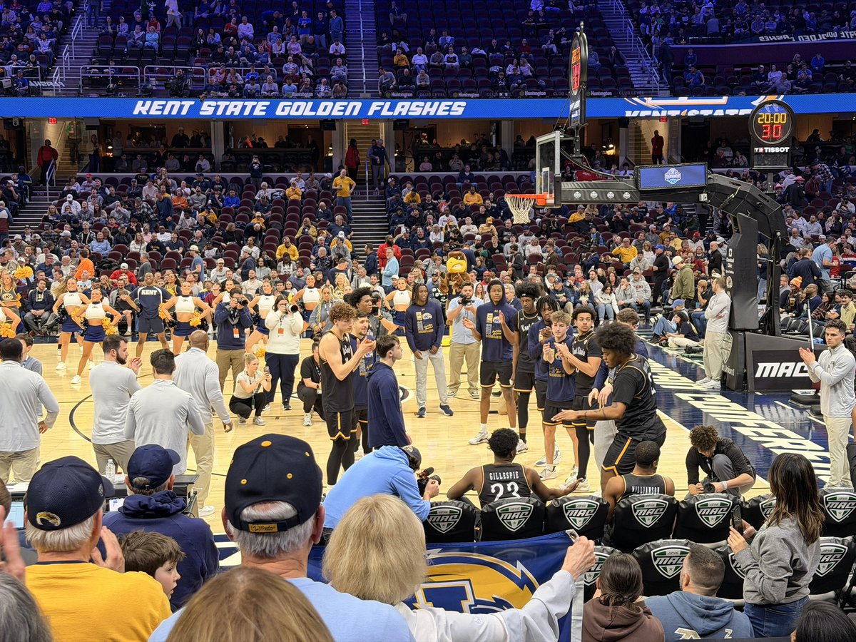 Cesquinn M. Curtis tweet media