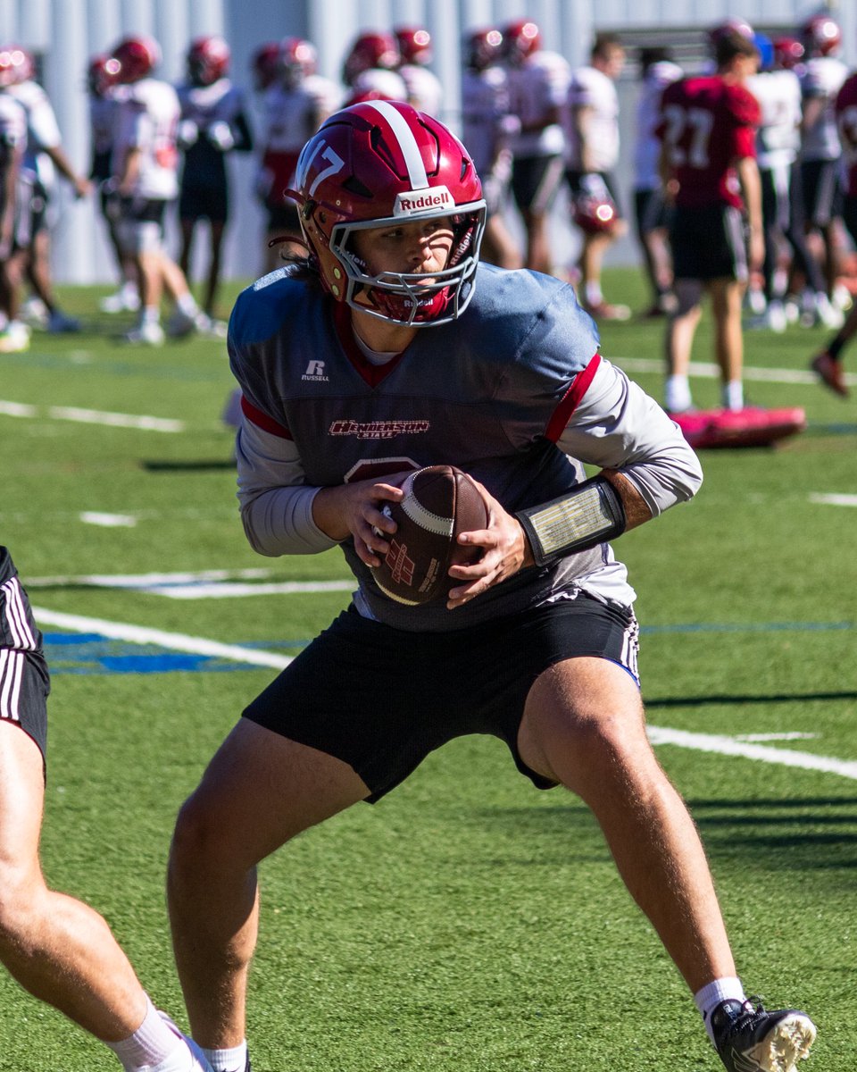 Henderson State Football tweet media