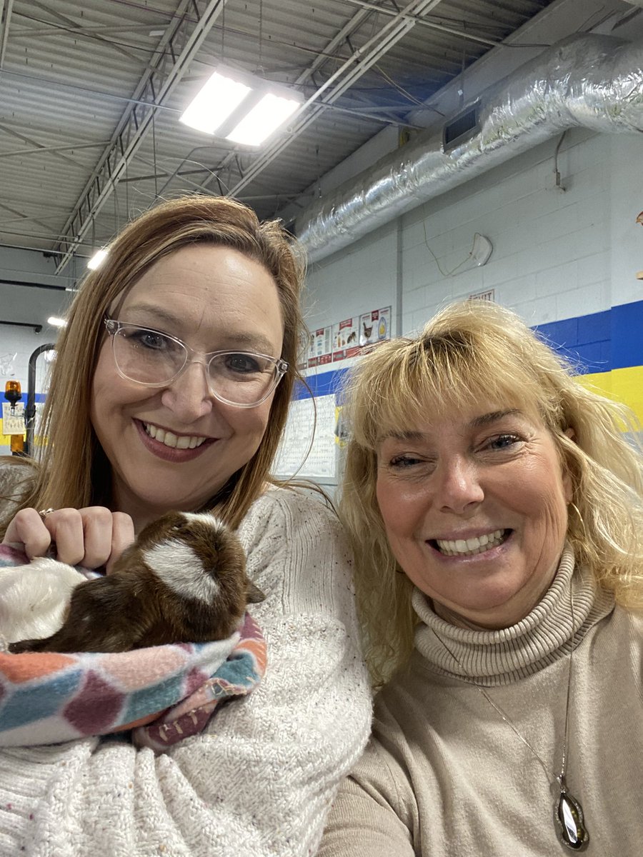 Michelle Baker tweet media